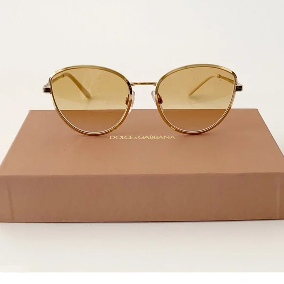 Dolce & Gabbana Sunglasses - NEW - Picture 9 of 9